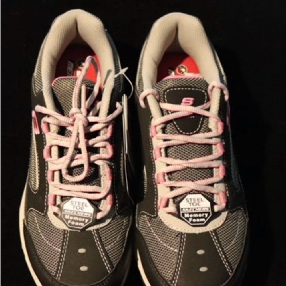 Skechers For Work, Made to Last Shoes, size 9